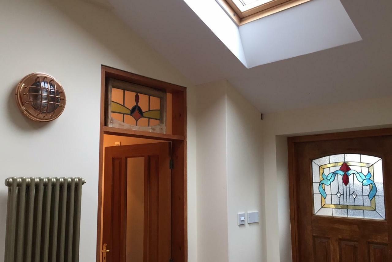Lovely Three Bedroomed House, Parking 2 Cars Londyn Zewnętrze zdjęcie
